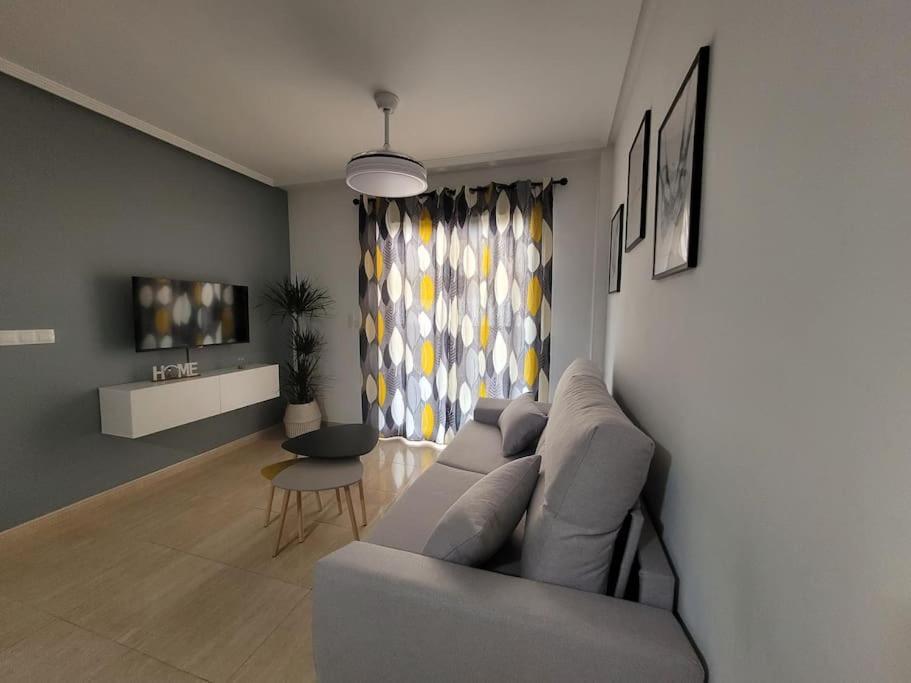 Elegante Piso Con Terraza, Garaje, Piscina Y Ac * El Campello