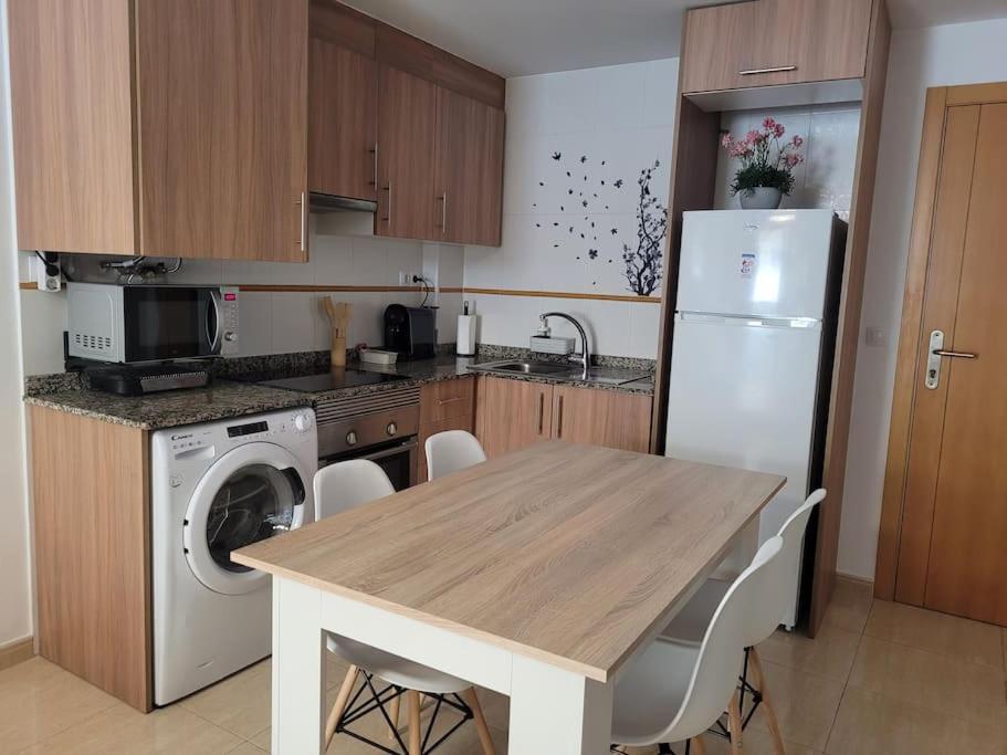 Elegante Piso Con Terraza, Garaje, Piscina Y Ac * El Campello